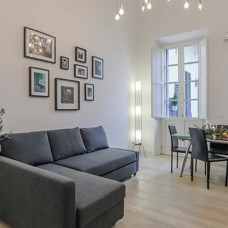 Sophie's Flat * Florens
